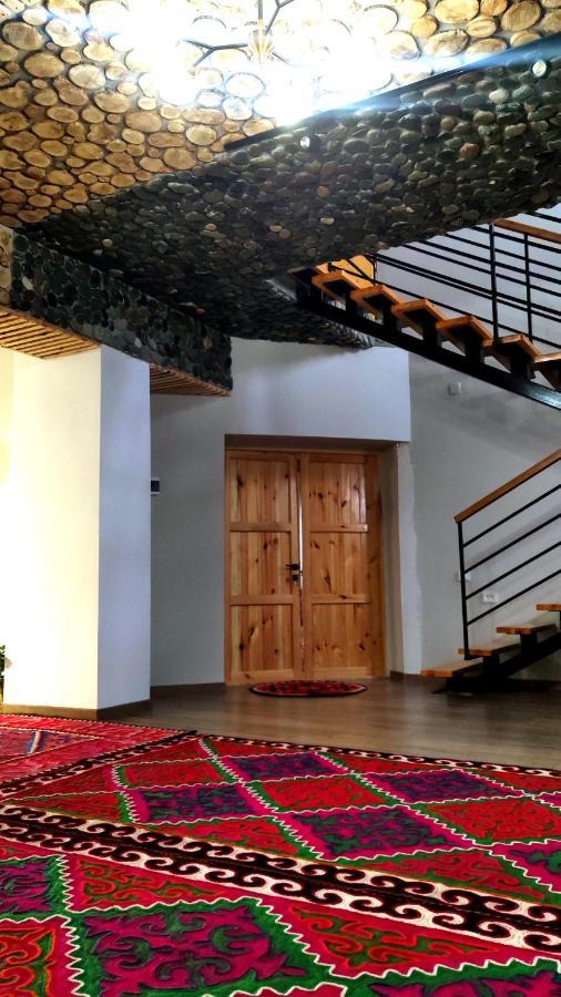 Kezgin Guest House Naryn 外观 照片