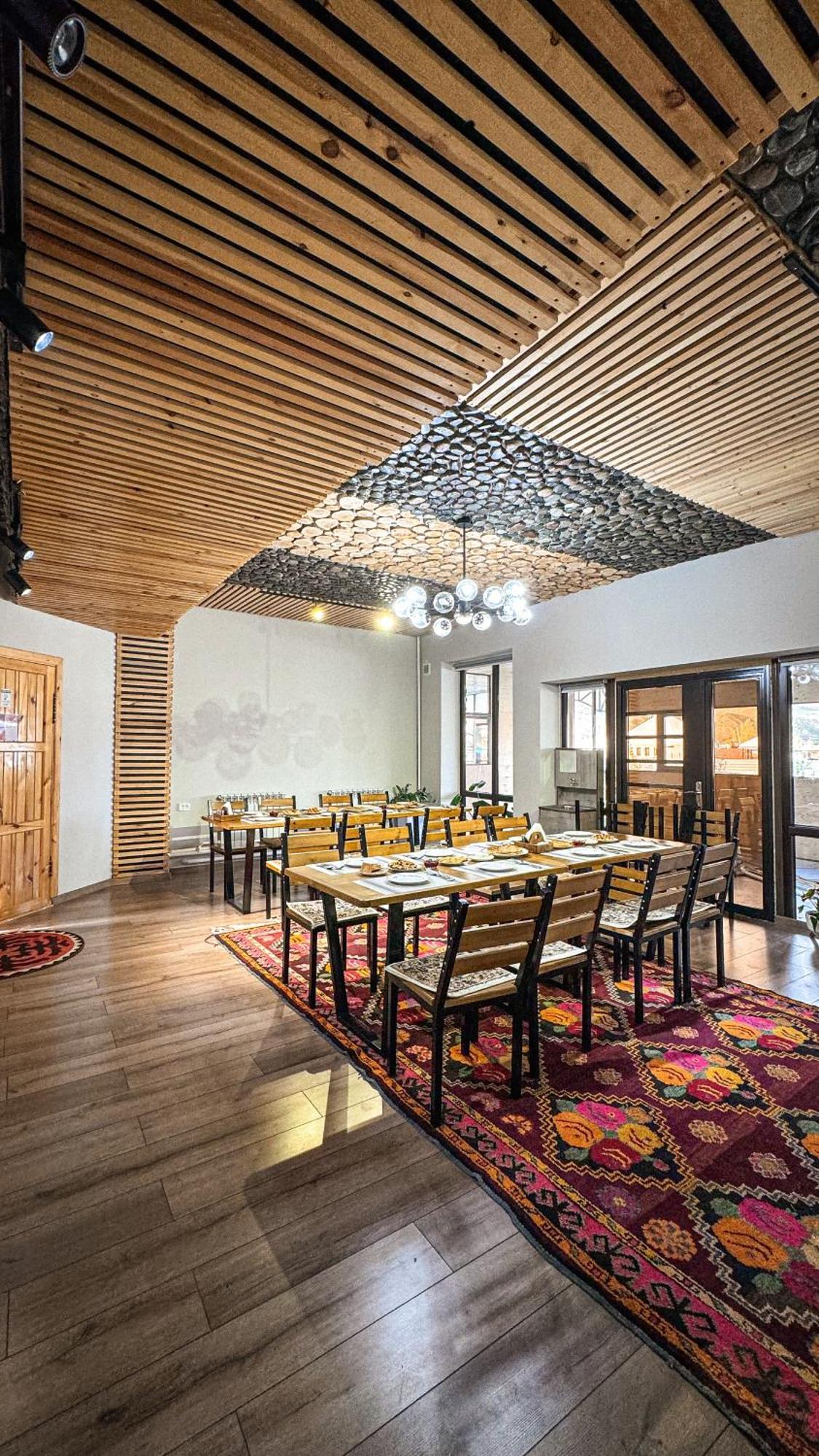 Kezgin Guest House Naryn 外观 照片